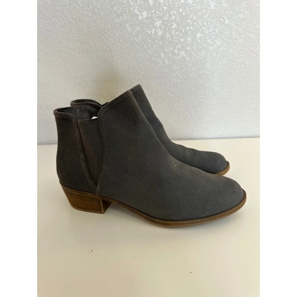 Kensie ankle boots